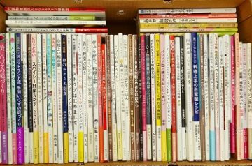 愛知県豊明市内の社内図書室から料理､手芸､園芸等の本を出張買取致しました｡